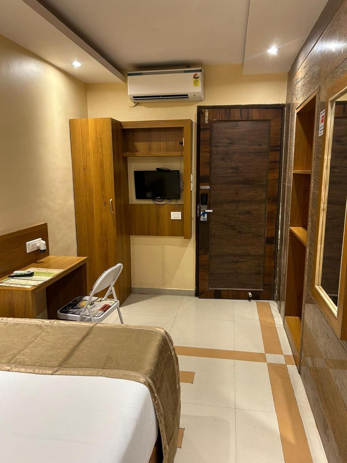 Hotel Bkc Mannat Mumbai Exterior foto